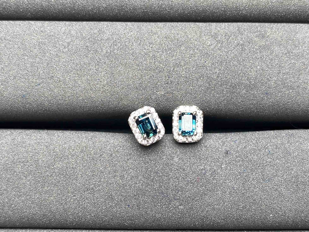 A6596 Teal Sapphire Earrings