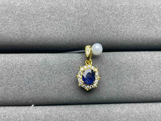 A808 Blue Sapphire Pendant