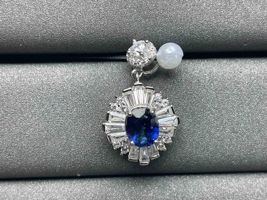 A811 Blue Sapphire Pendant