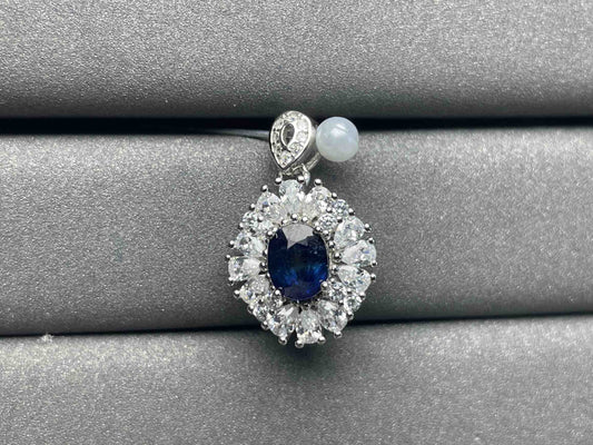 A819 Blue Sapphire Pendant