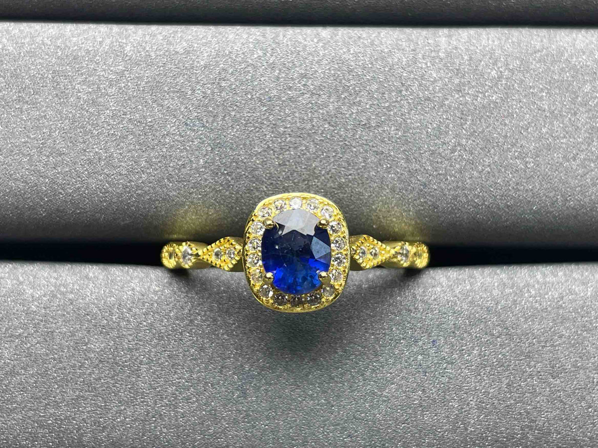 A824 Blue Sapphire Ring