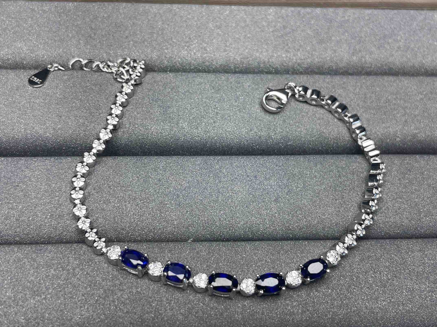 A856 Blue Sapphire Bracelet