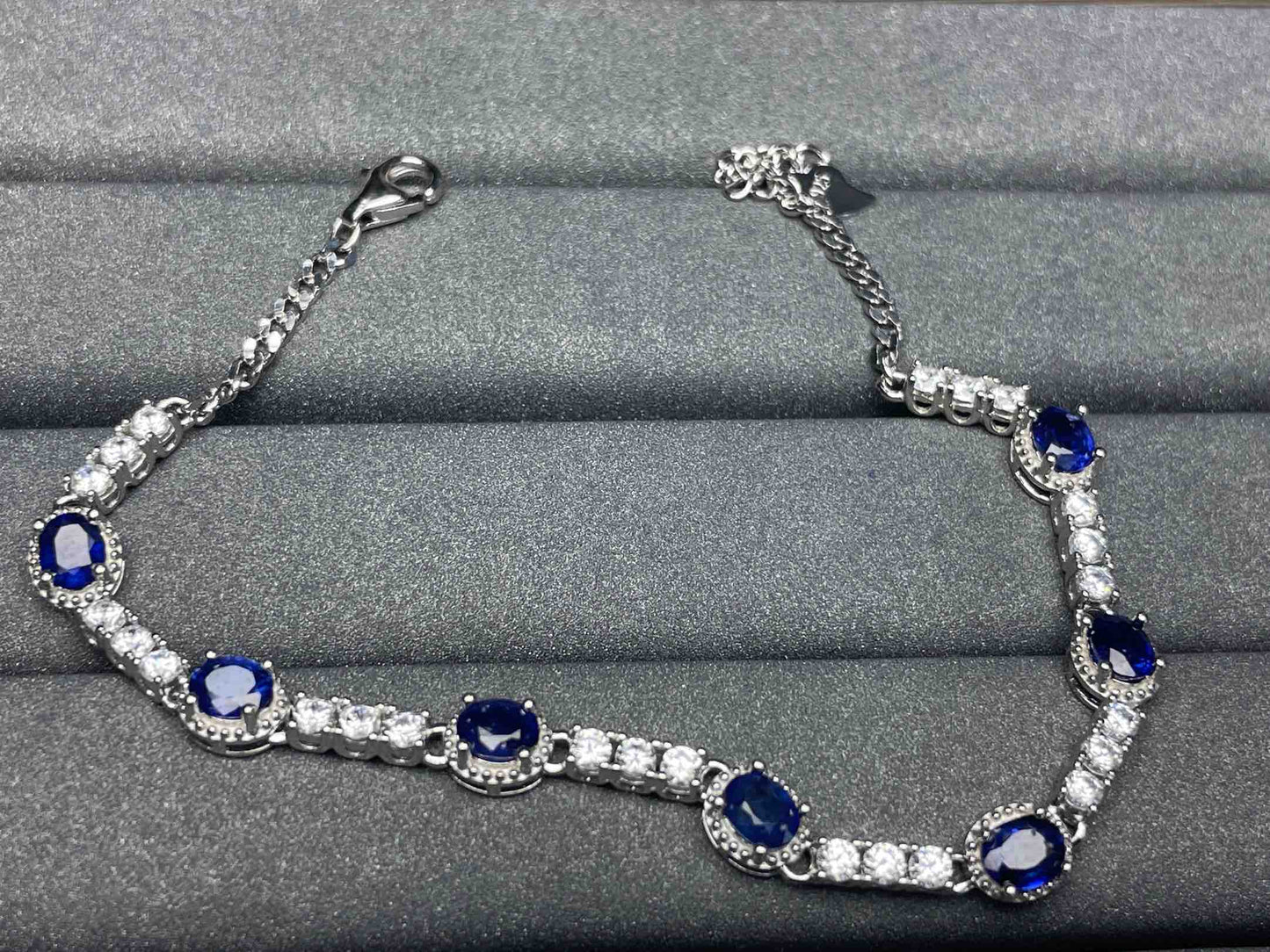 A883 Blue Sapphire Bracelet