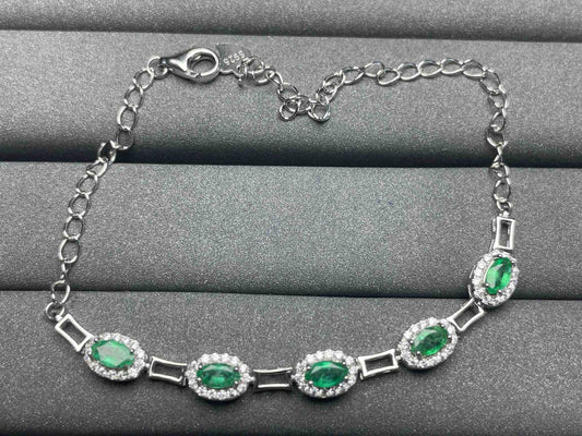 A904 Emerald Bracelet