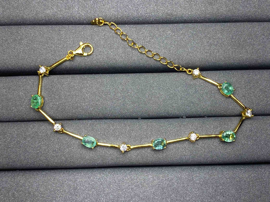 A93 Emerald Bracelet