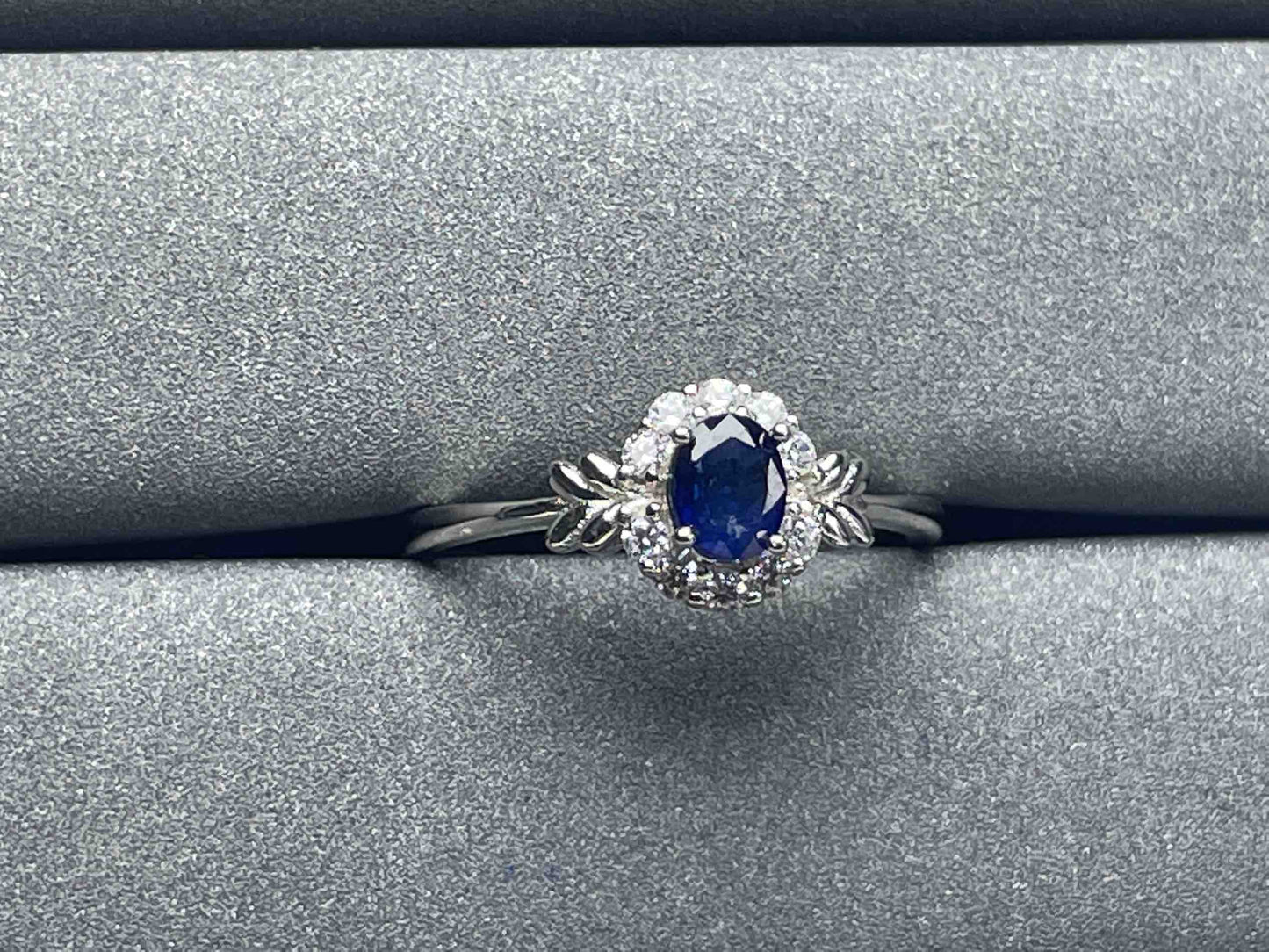 A996 Blue Sapphire Ring
