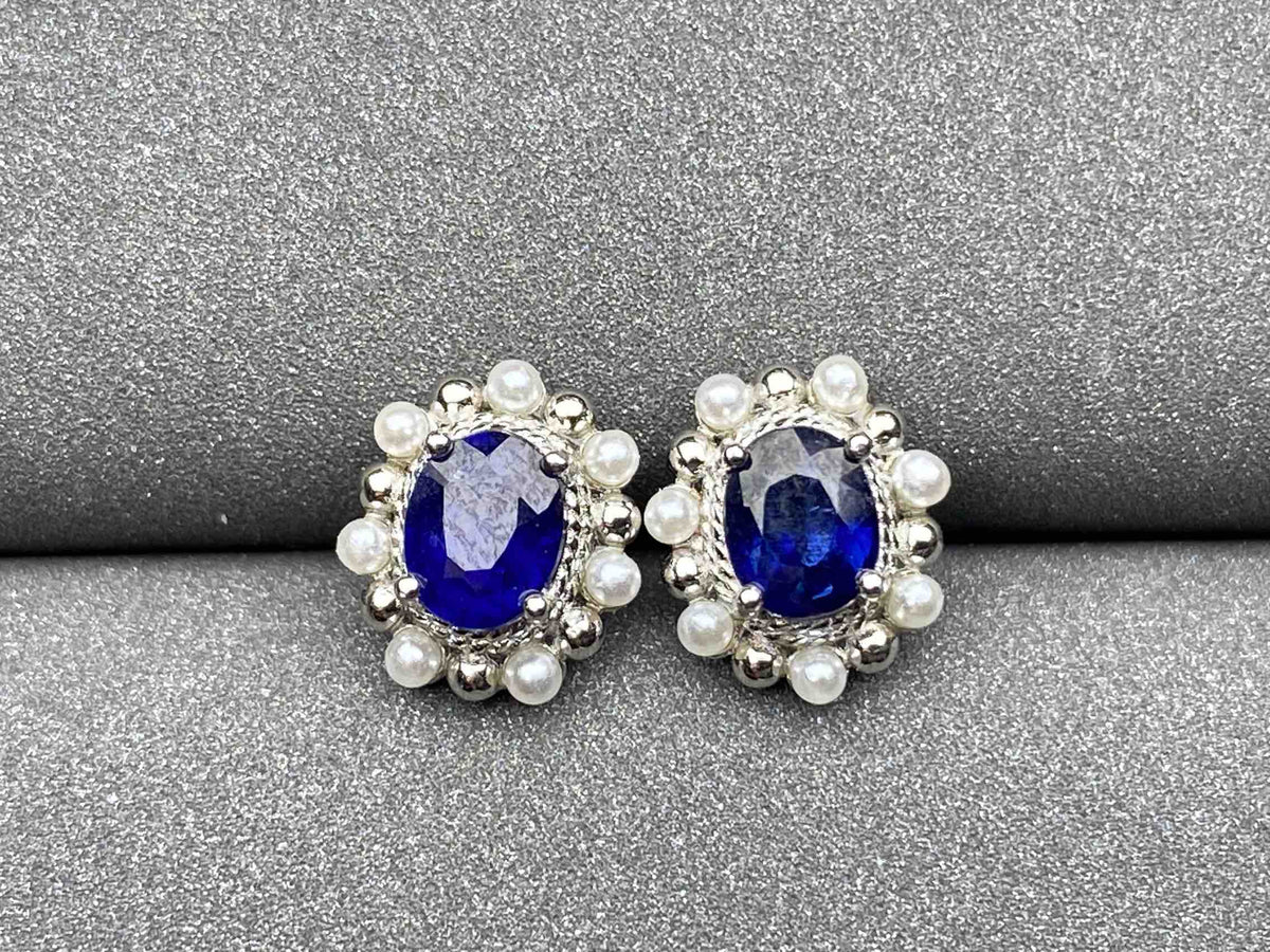 3668 Sapphire Earrings