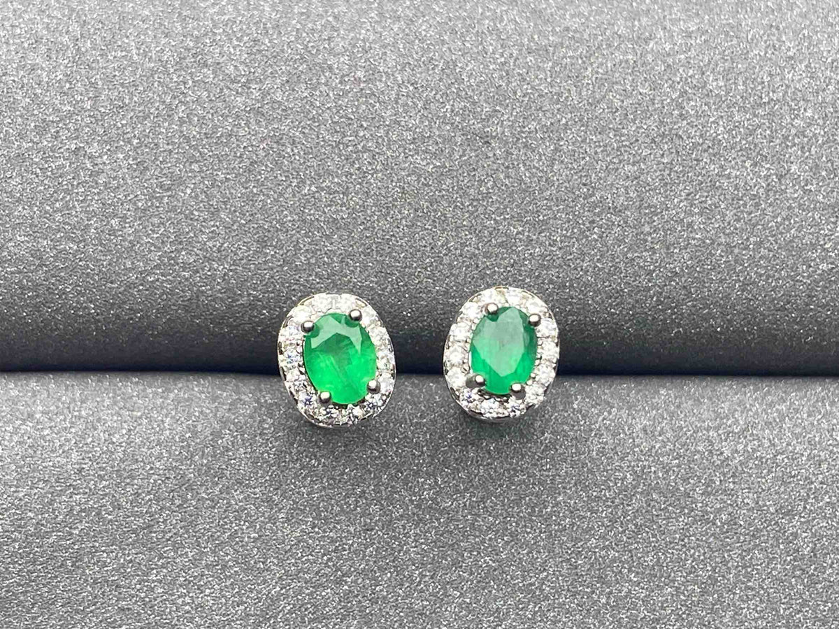 4437 Emerald Earrings