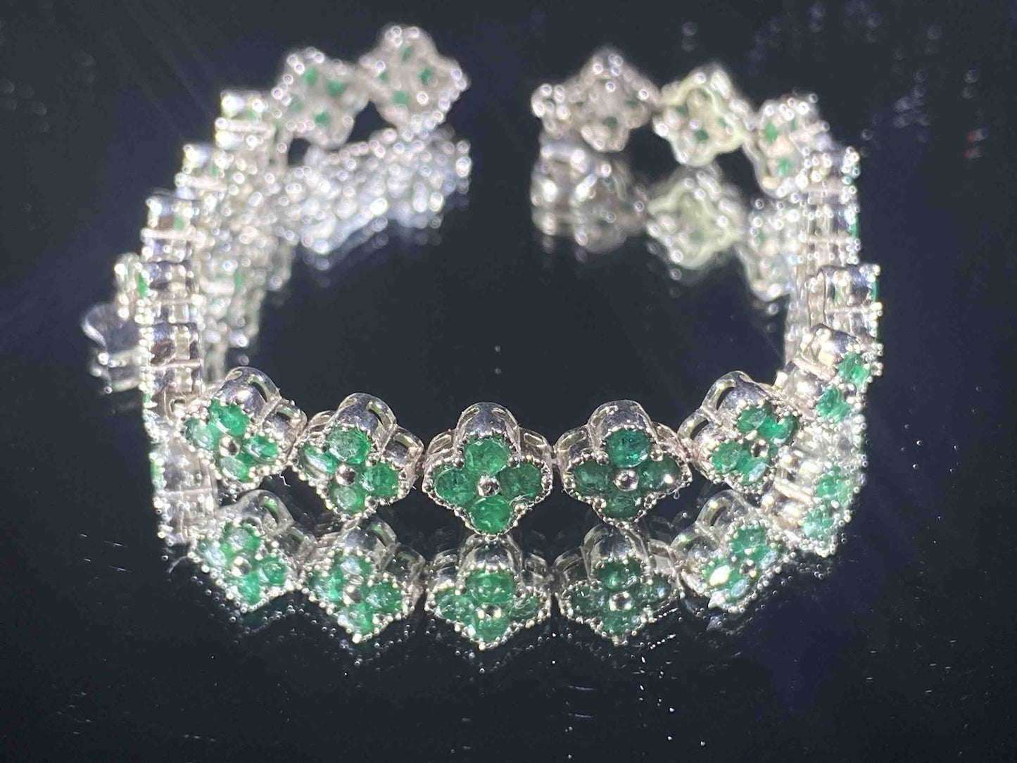 4558 Emerald Bracelet