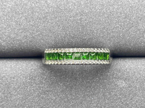 4951 Tsavorite Ring