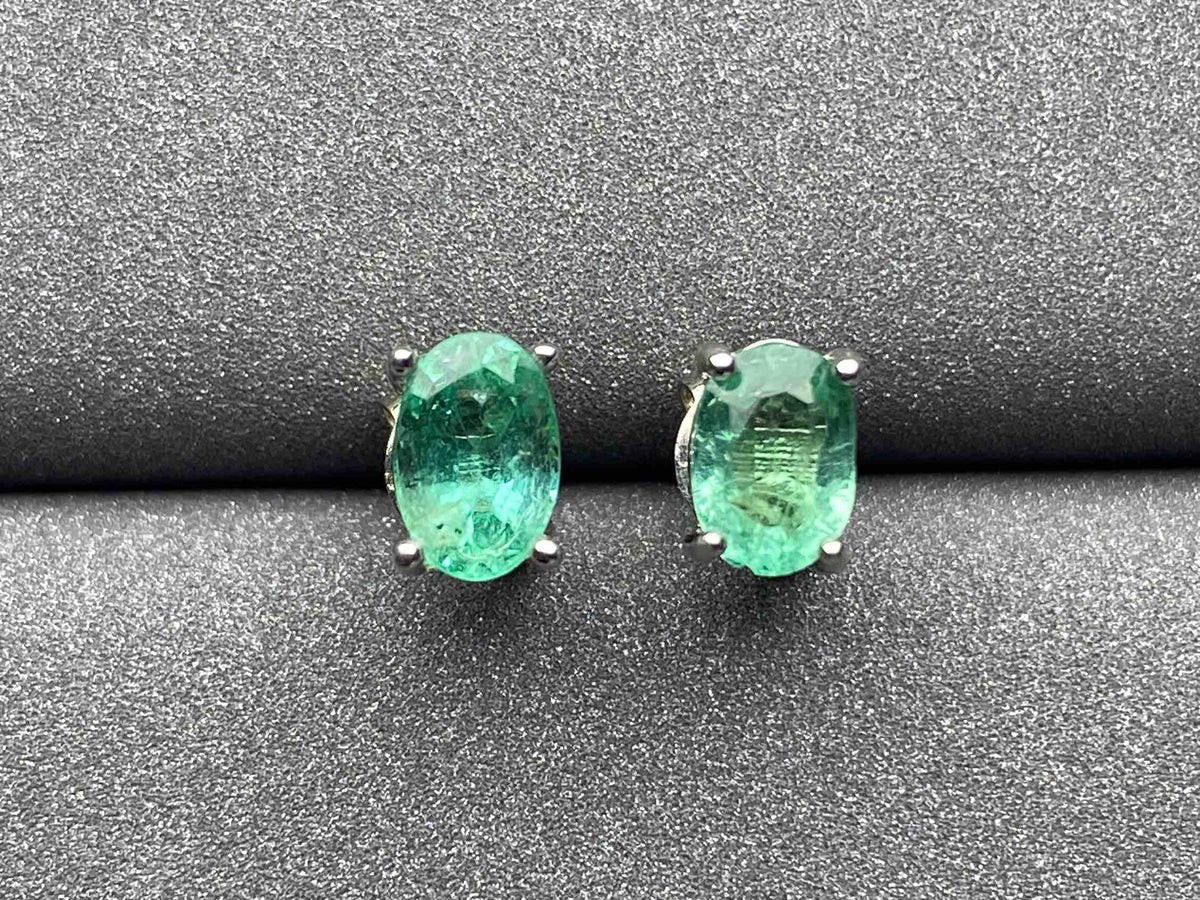 3047 Emerald Earrings