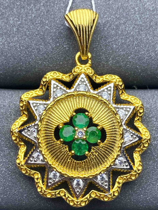 1446 Emerald Pendant